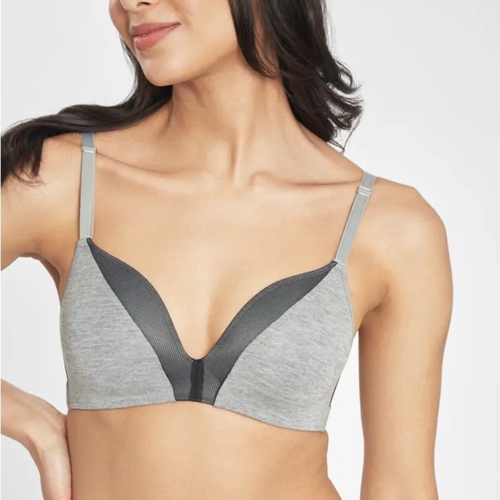 Lively Bra 32A- NWT